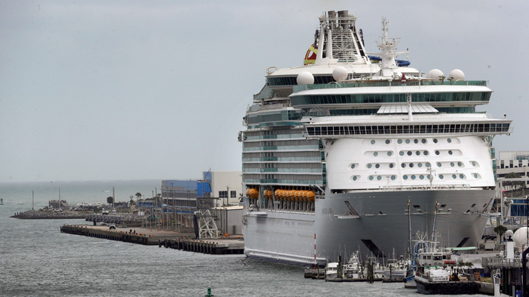 Αναστέλλονται οι κρουαζιέρες στην Ιταλία